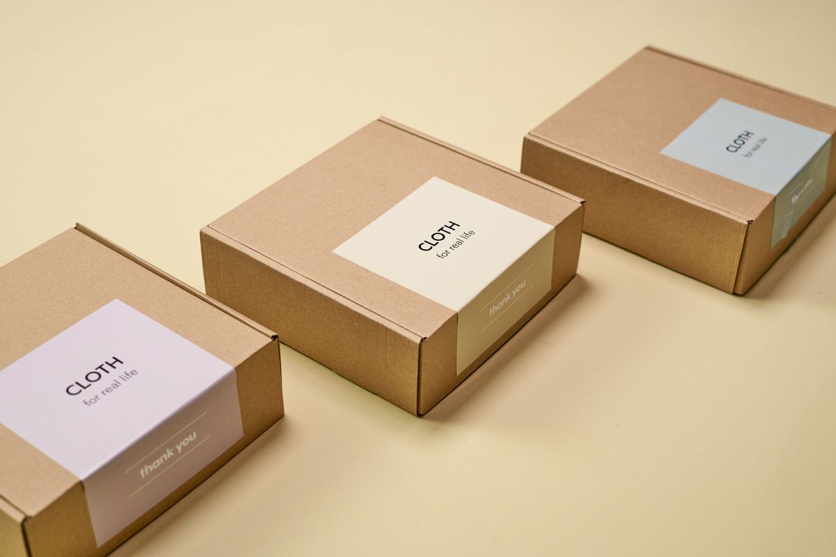Kraft mailer boxes ready to ship